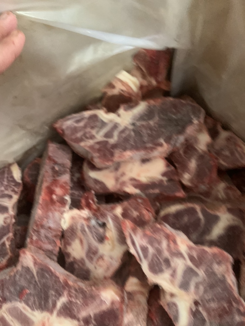 牛脖骨，河北工厂，一手货源，价格便宜欢迎咨询。