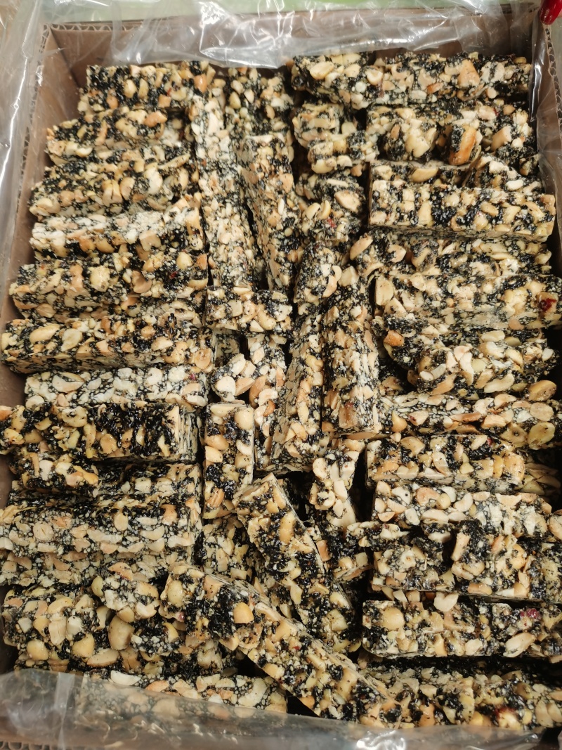 花生酥，4种口味酥脆，老人小孩都喜欢吃的花生酥