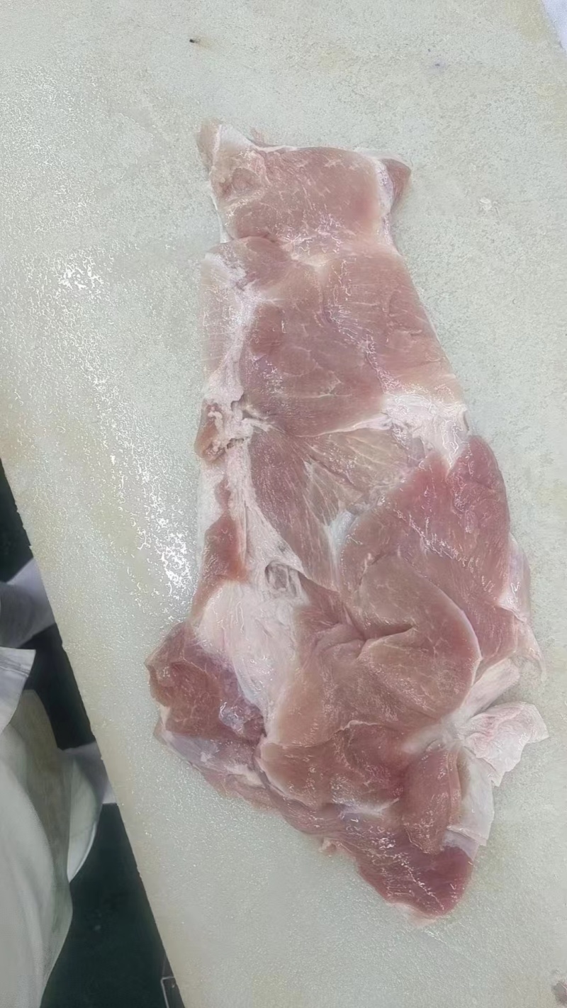 品名:进口分割后上肉条日期新货规格10公斤一箱