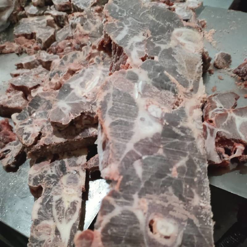 猪颈骨颜色新鲜肉多
