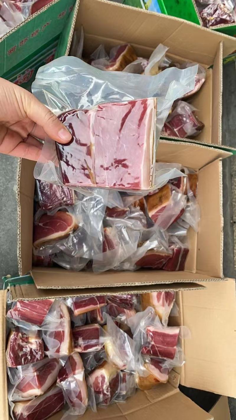 云南火腿一斤装无骨火腿火烧毛火腿腊肉现货供应品质保证