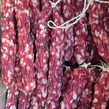 【肠类】纯肉腊肠，***任何色素，鸡肉，蛋白成本价发售