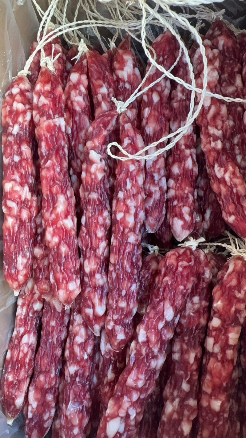 【肠类】纯肉腊肠，***任何色素，鸡肉，蛋白成本价发售
