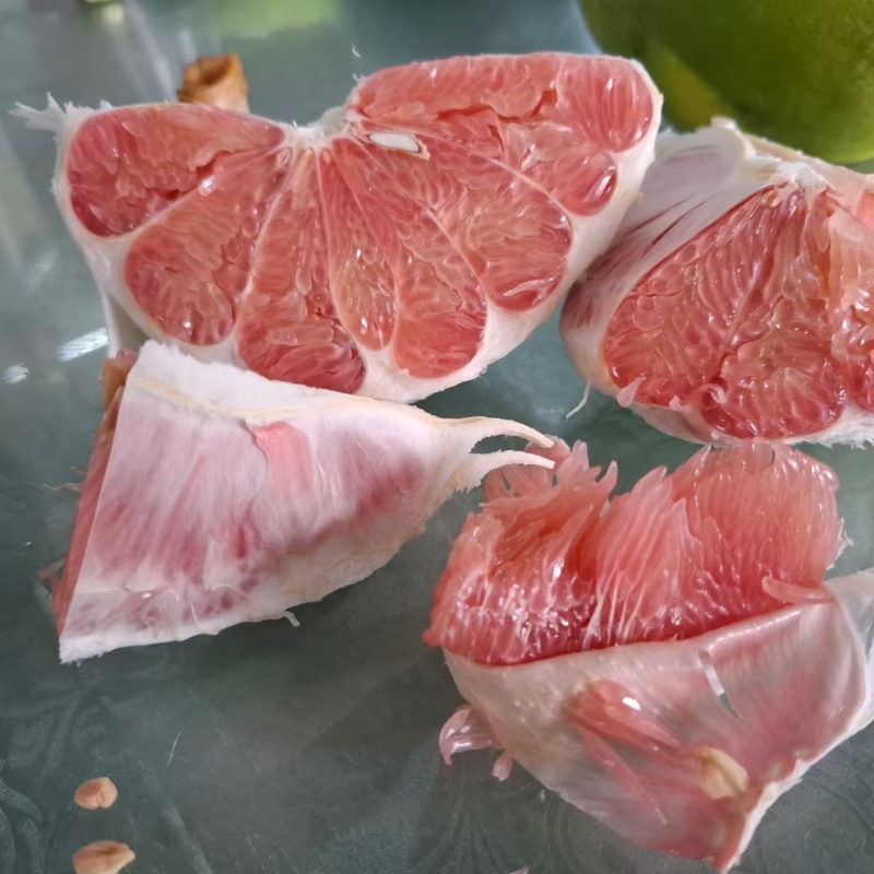 红心柚，白心柚
