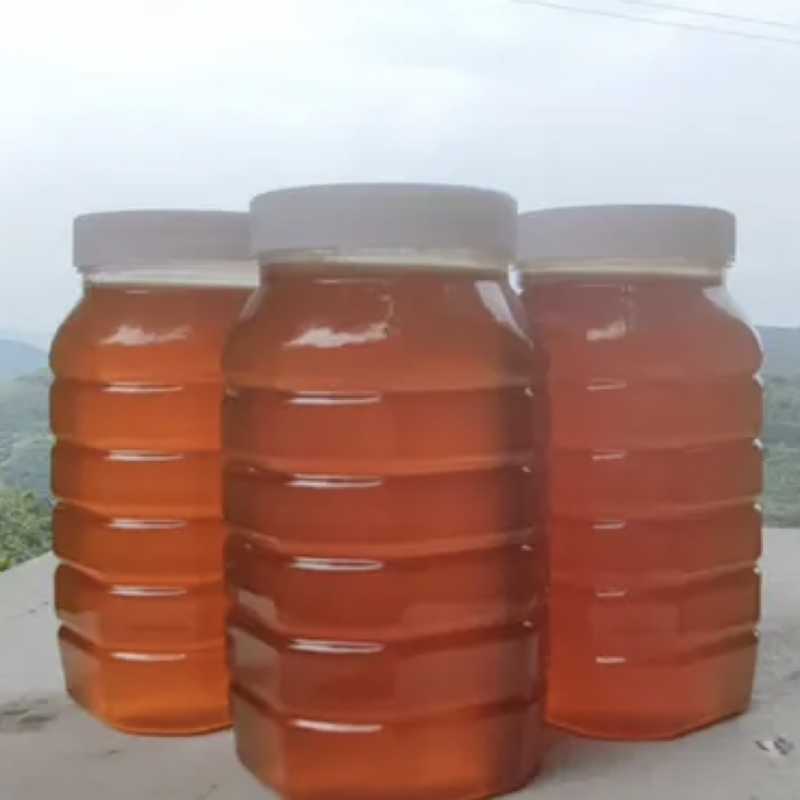河南土蜂蜜41度以上波美度，买三斤送二斤，农家自产自销