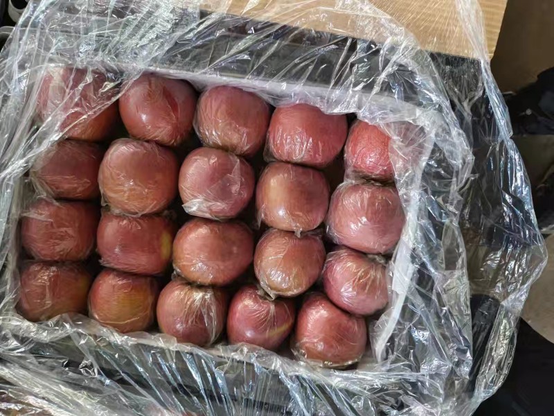 山西运城临猗冰糖心膜袋红富士，膜袋苹果，口感甜脆好吃