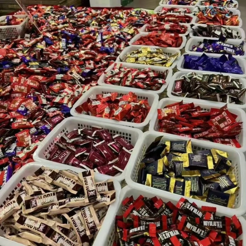 好运来金品缘巧克力量大质优价格优惠欢迎各大老板采购