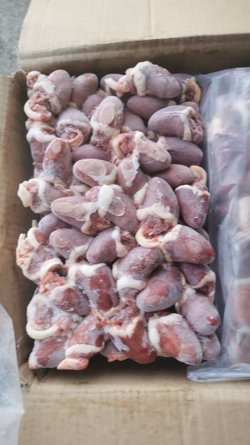 鹅心，货源充足，产地直发，诚信经营，欢迎客商来电