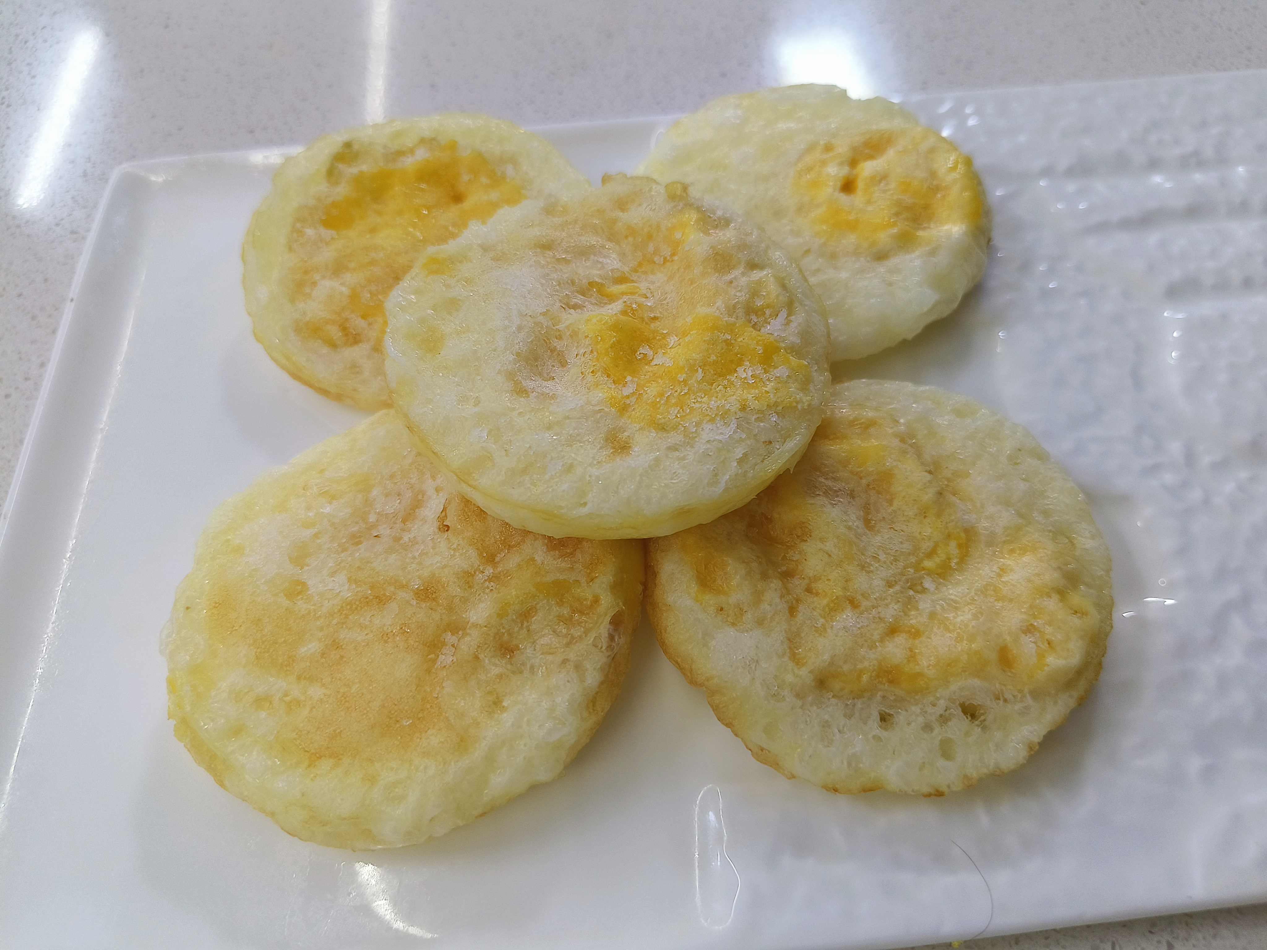 酒烧鸡蛋煎制过程