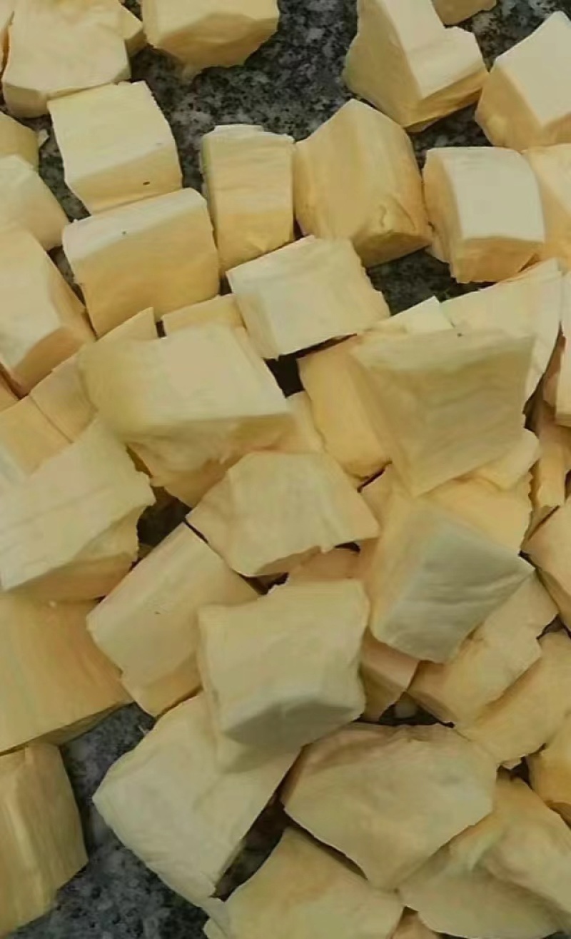 黄肉木薯，大量现货，当天新鲜挖，