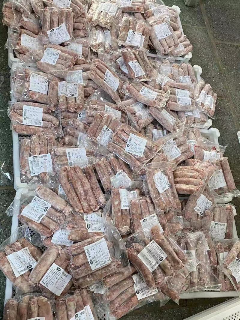 羊肠灌肉，厂家直发，价格优惠，可根据客户要求定制。