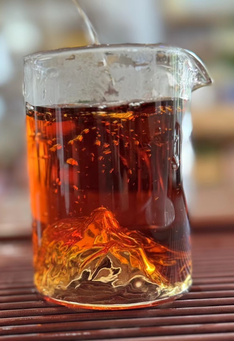 云南临沧普洱茶熟茶古树茶熟普陈茶老茶七子饼茶茶马古道