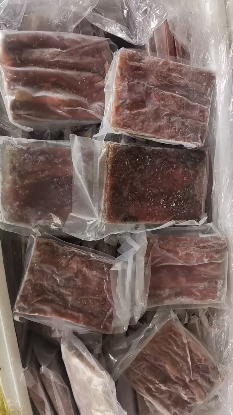 氧化海肠、海肠，氧化海肠就是表面变色，解冻后恢复