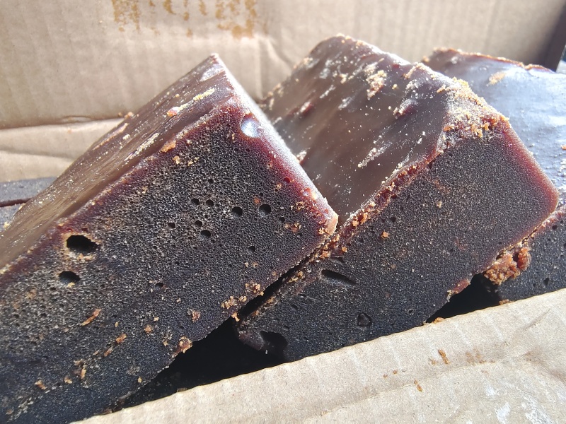 云南甘蔗砖块红糖食用家用大块土红糖甘蔗手工老红
