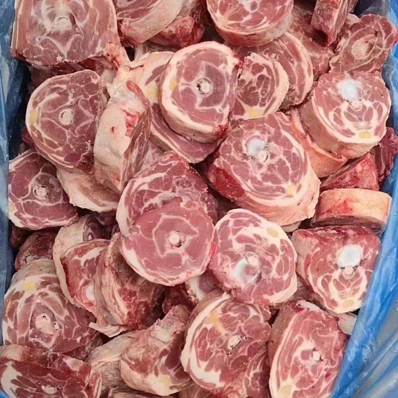满肉羊脖骨
