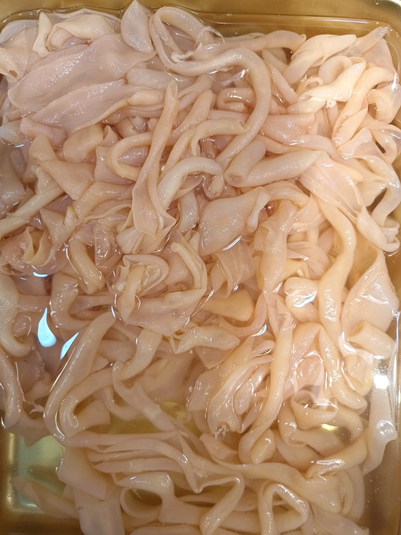 鸭肠，水发鸭肠，品质保障量大从优，可根据买家需要打包发货