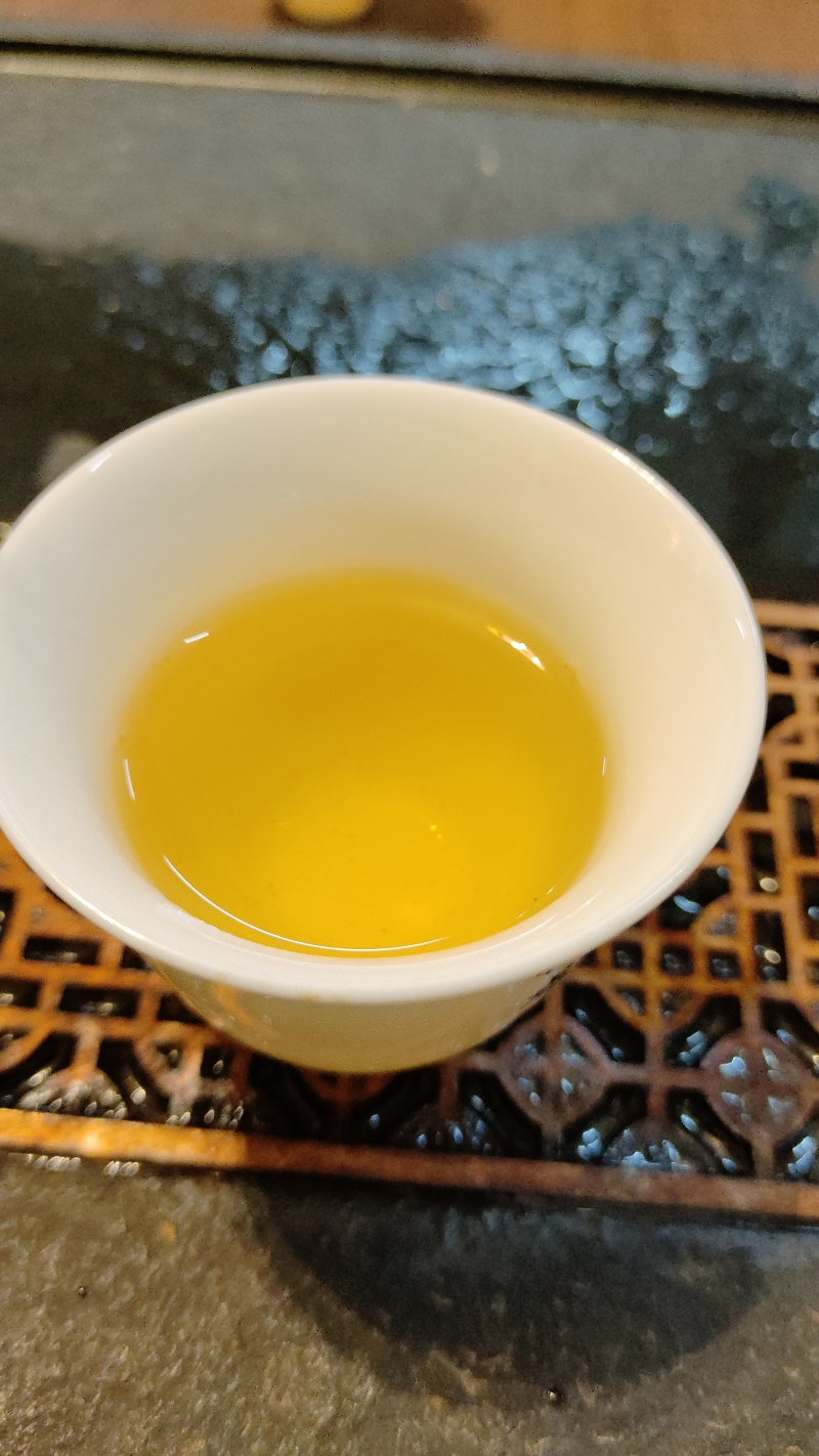 云南普洱茶易武麻黑古树