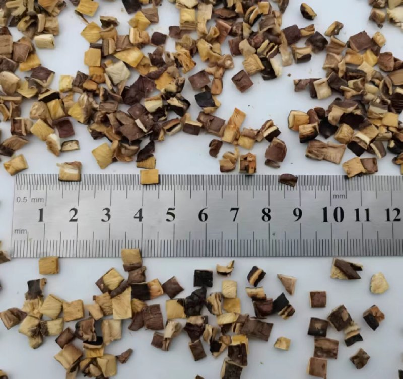 商用批发5X5mm干香菇粒厂家直供干净无杂质包邮