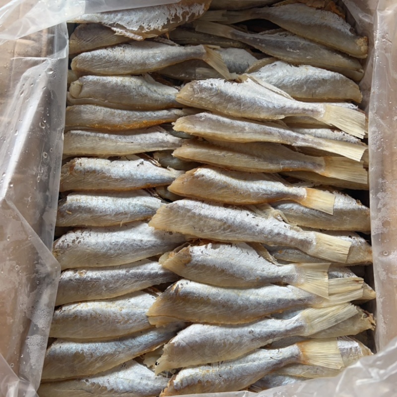 剥皮鱼地摊电商批发目肉鱼干干鱼鱼干剥皮鱼干