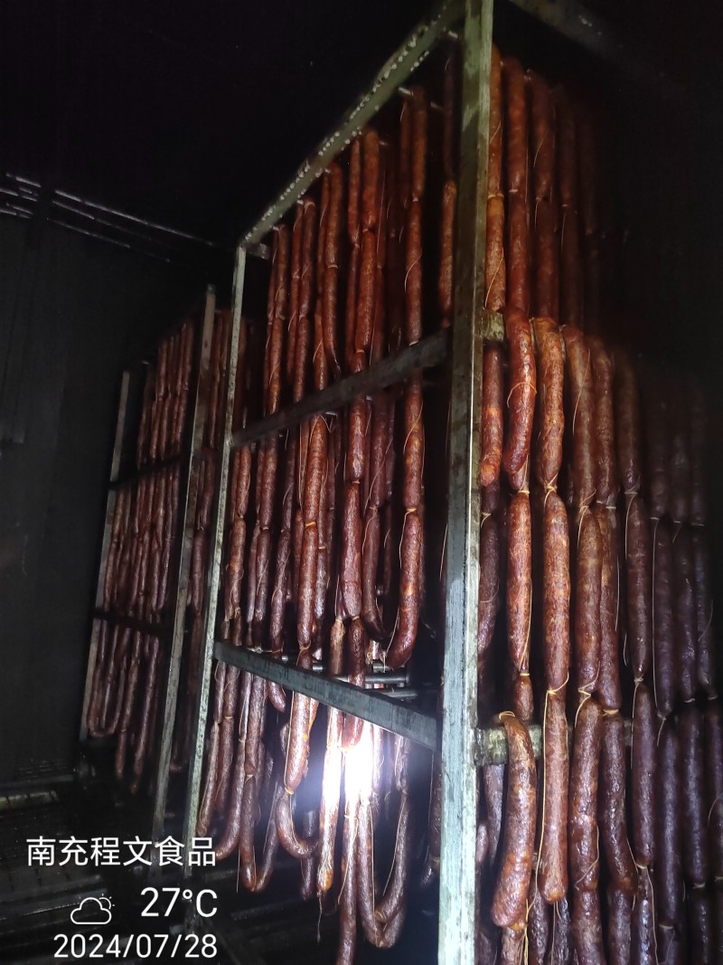 腊肉香肠代加工，品质保障，诚信第一，欢迎各企业单位联系