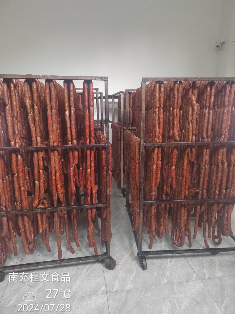 腊肉香肠代加工，品质保障，诚信第一，欢迎各企业单位联系