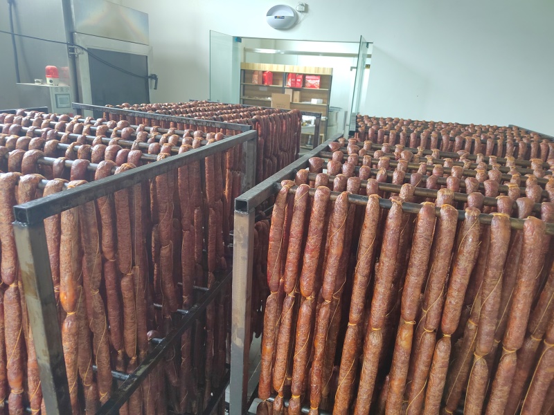 腊肉香肠代加工，品质保障，诚信第一，欢迎各企业单位联系