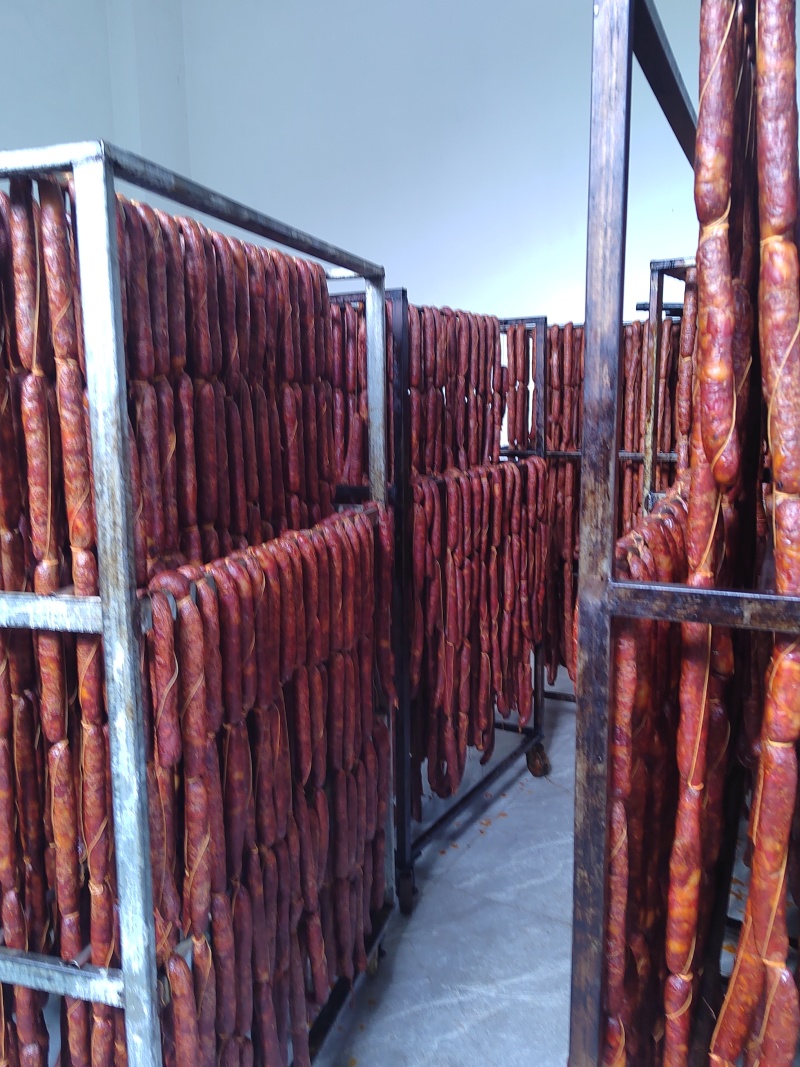 腊肉香肠代加工，品质保障，诚信第一，欢迎各企业单位联系