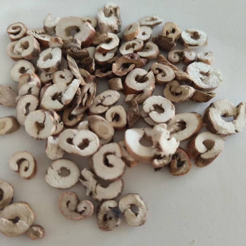 丹皮抽芯率达90%以上祥泰药材栈中药材批发零售实物拍