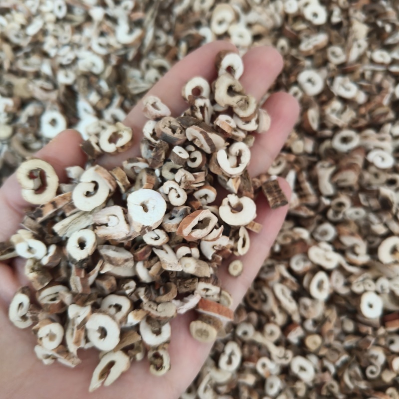 丹皮抽芯率达90%以上祥泰药材栈中药材批发零售实物拍