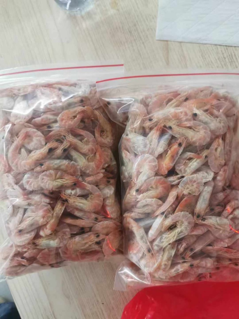 自家晒虾干，干度很干，价格实惠，口感好吃，有需要联系我