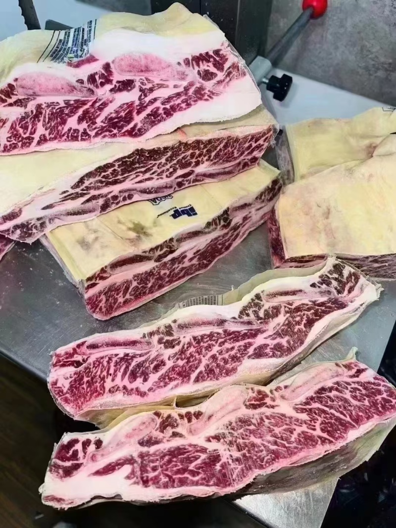牛仔骨