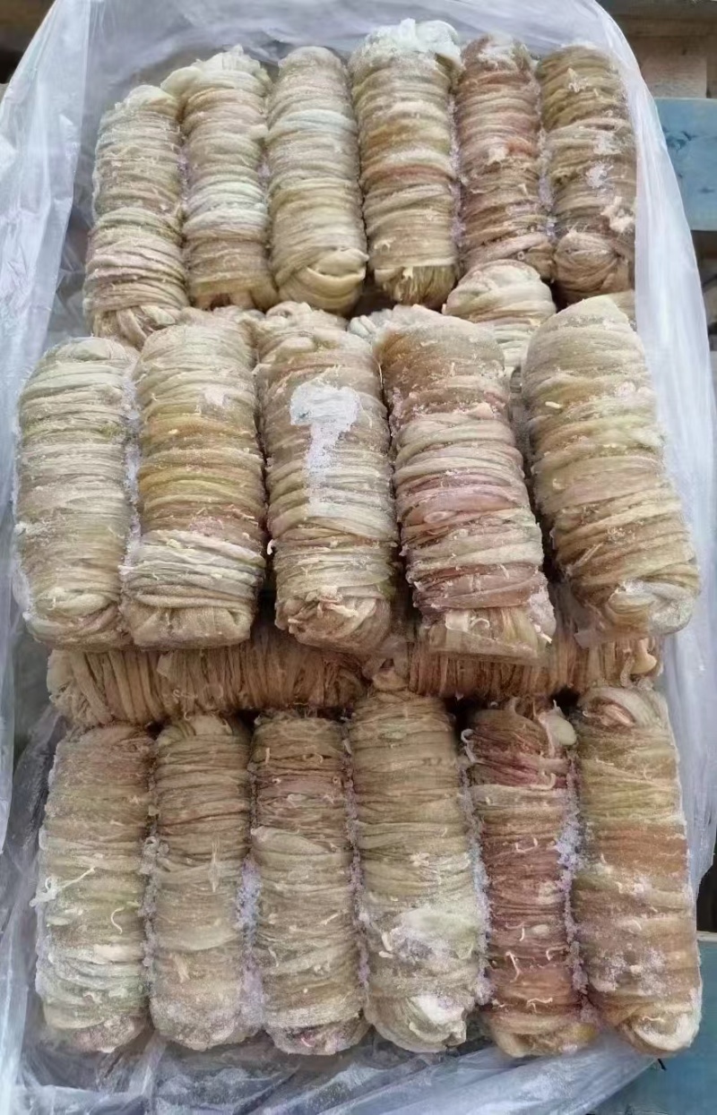 纯干小肠卷20斤一箱30个左右到货一车价格下调