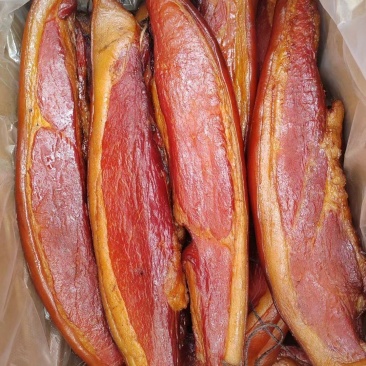 腊肉，后腿腊肉，整条瘦肉多，真空和散装，厂家批发