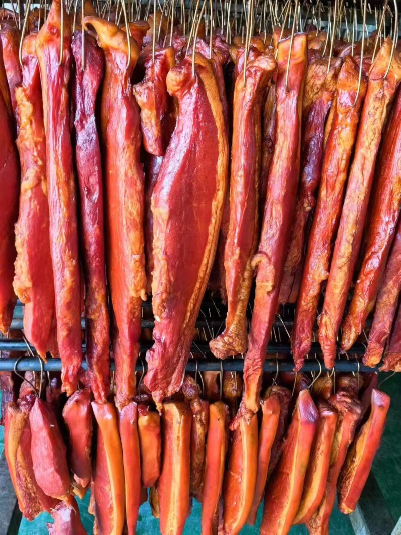 腊肉，后腿腊肉，整条瘦肉多，真空和散装，厂家批发