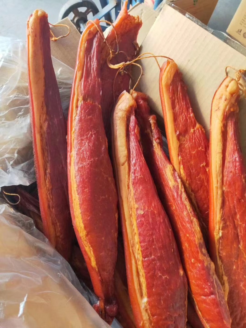 腊肉，后腿腊肉，整条瘦肉多，真空和散装，厂家批发