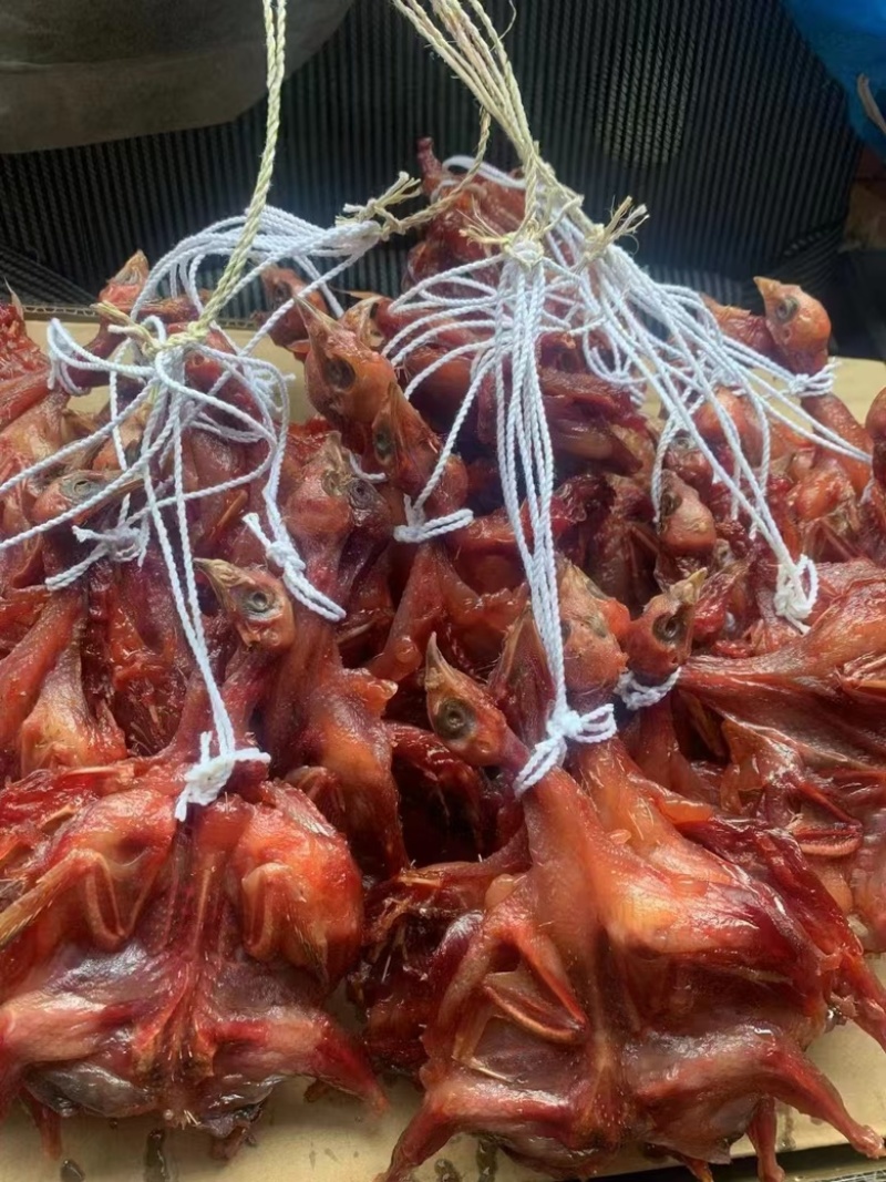 腊肠腊肉腊鸭腊味厂家直供一手货源批发