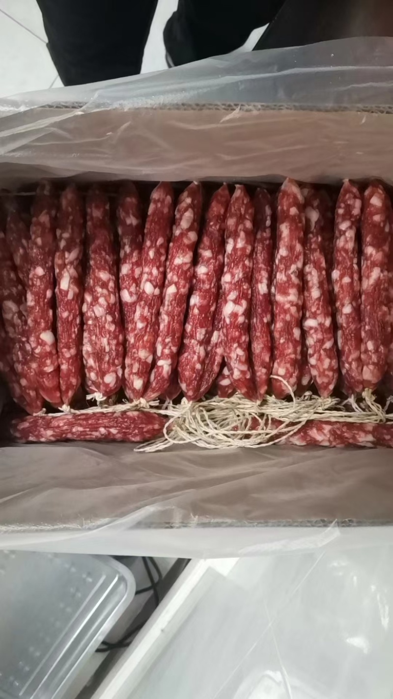 腊肠腊肉腊鸭腊味厂家直供一手货源批发