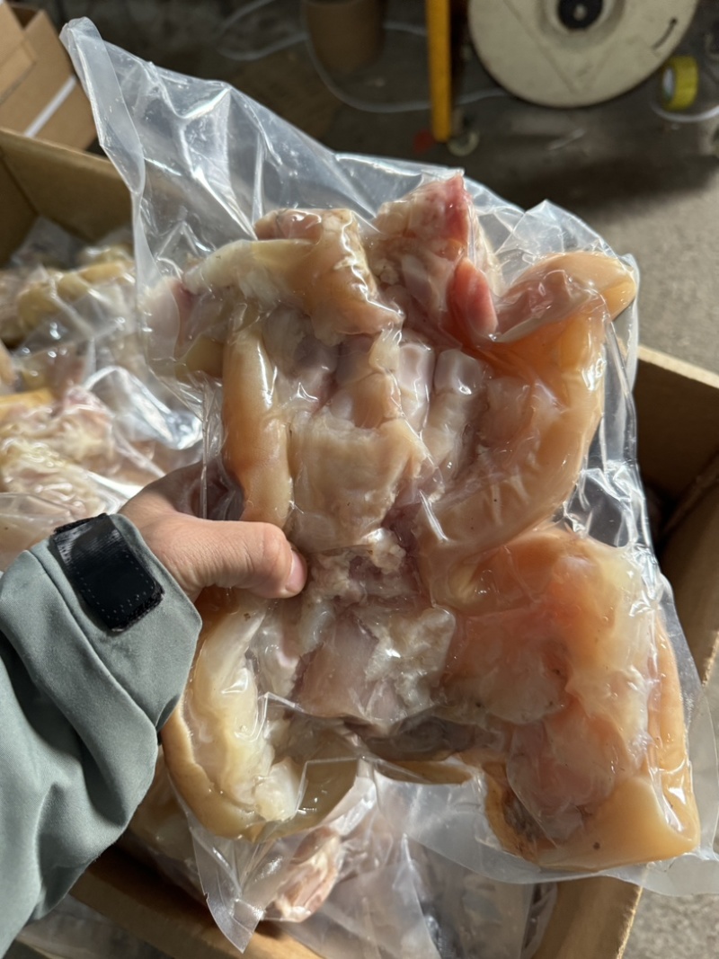 全熟牛蹄带火烧毛牛腿带筋全国冷藏运输牛蹄