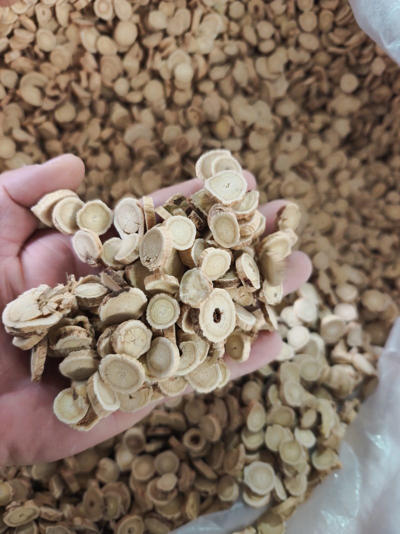 甘肃本地，黄芪圆片，大小规格齐全，无硫，自然晾晒风干