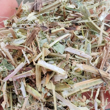 花生秧牛羊草料