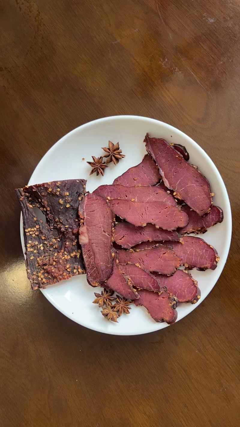 熟牛肉牛肉大块牛肉风干牛肉地摊牛肉麻辣牛肉