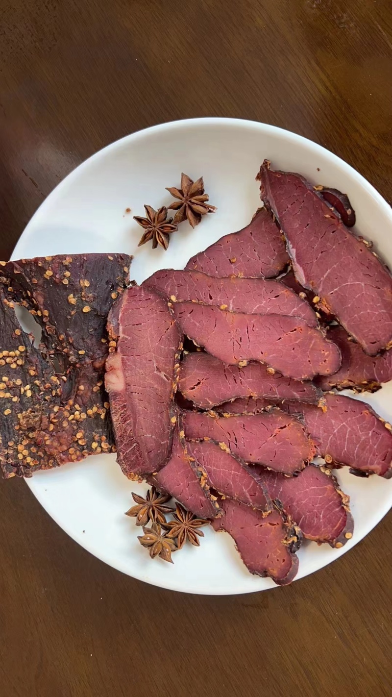 熟牛肉牛肉大块牛肉风干牛肉地摊牛肉麻辣牛肉