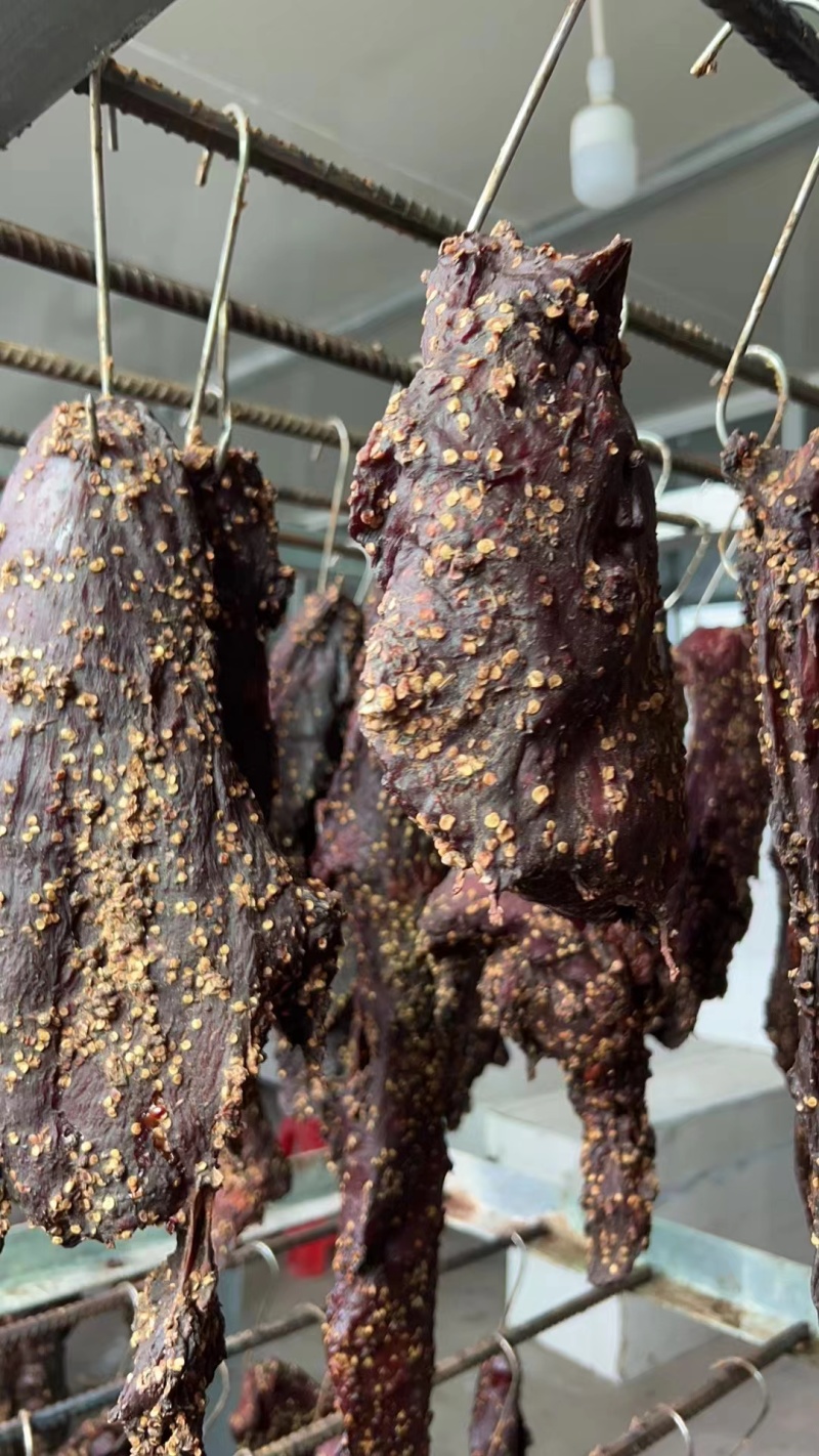 熟牛肉牛肉大块牛肉风干牛肉地摊牛肉麻辣牛肉