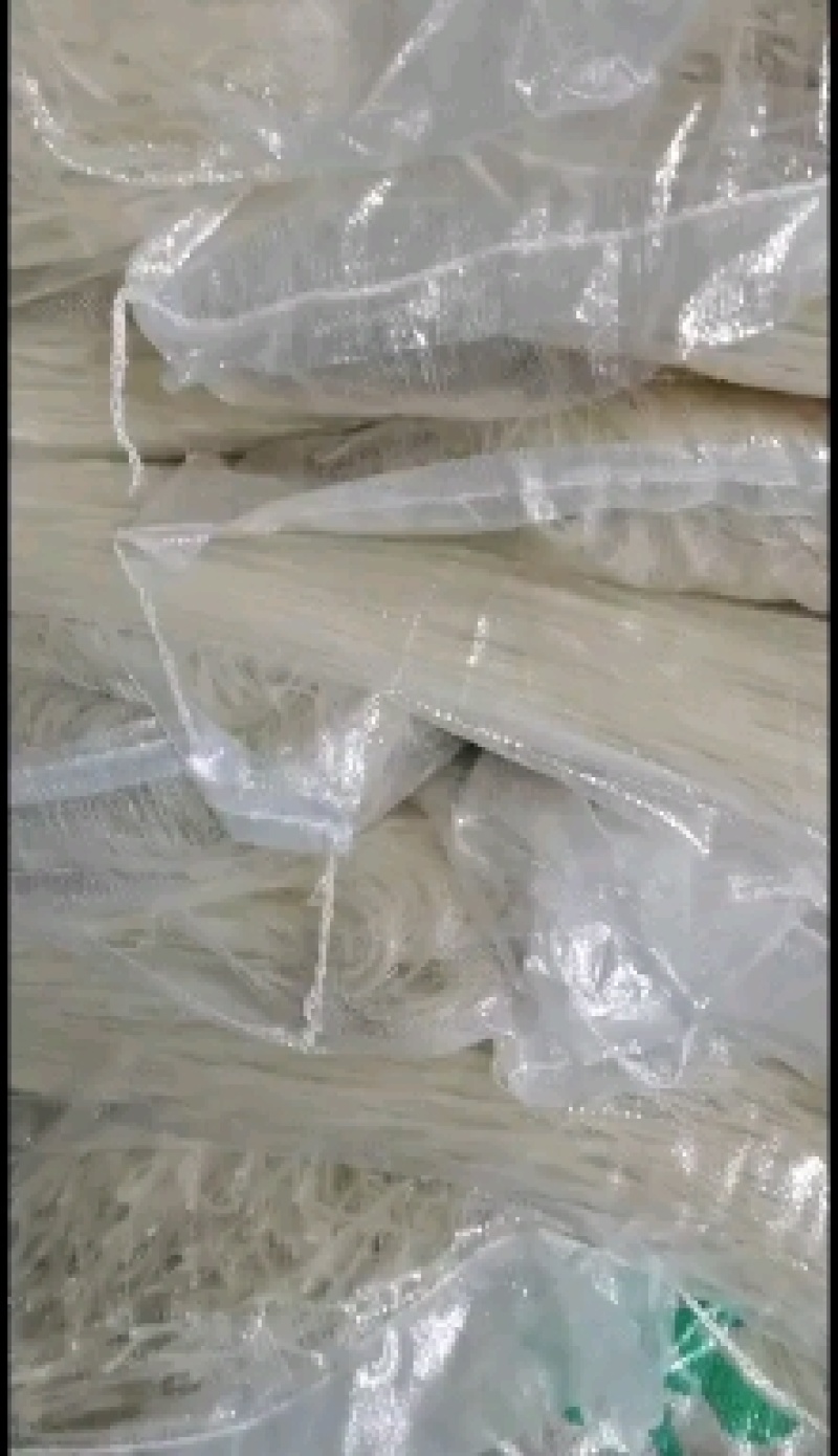 粉条杂粮土豆粉条大量现货供应（量大价优）价格可谈欢迎电联