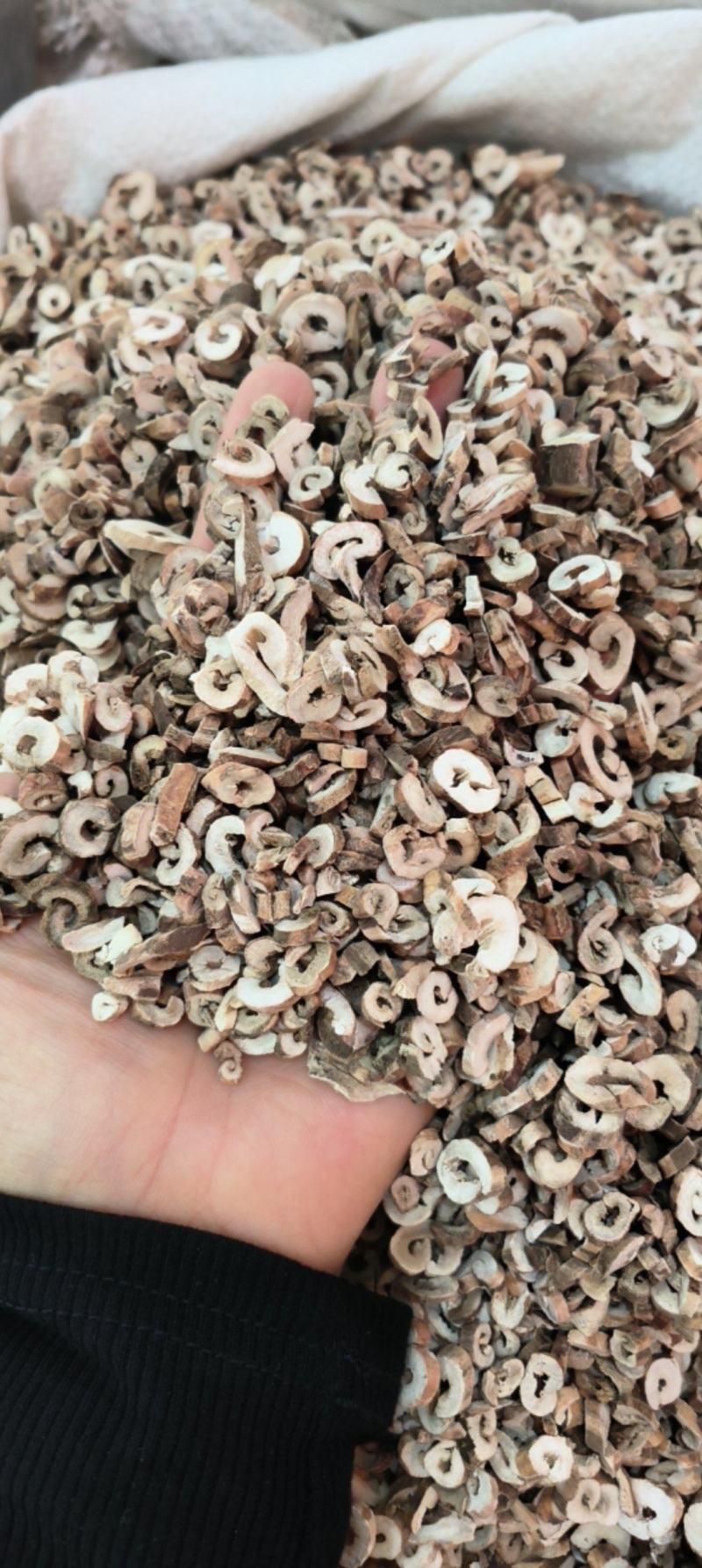 牡丹皮抽芯率95以上新货上市，一手货源