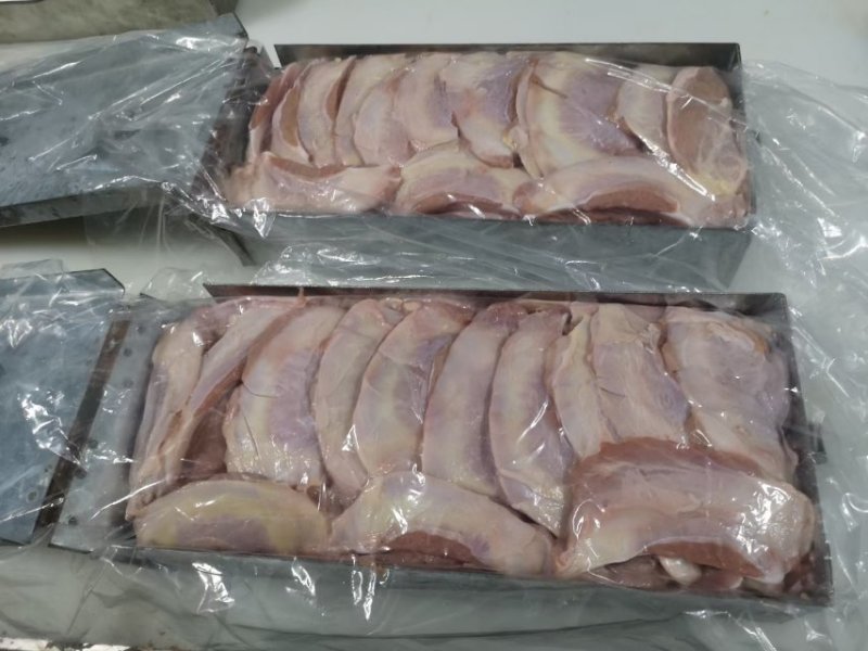 血清乳牛月牙骨