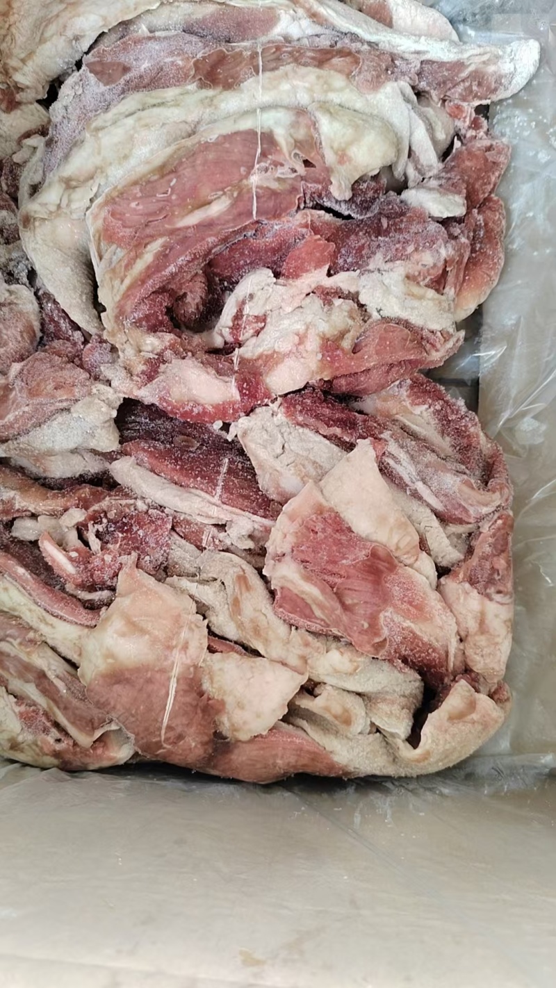 谷饲腹肉条（西冷边），烤肉美味，串串香自助餐优质出餐