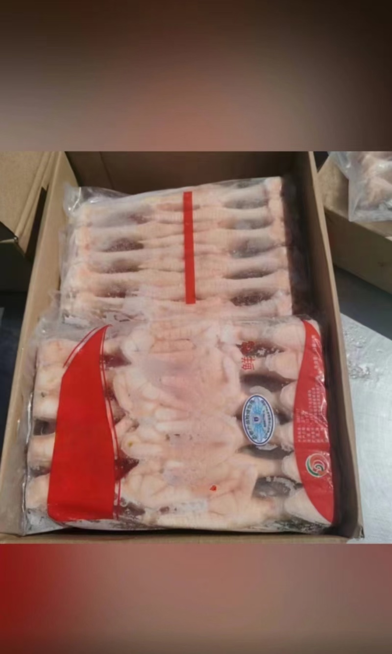 鸡爪子，厂家发货，规格齐全，资质都有冷链发货