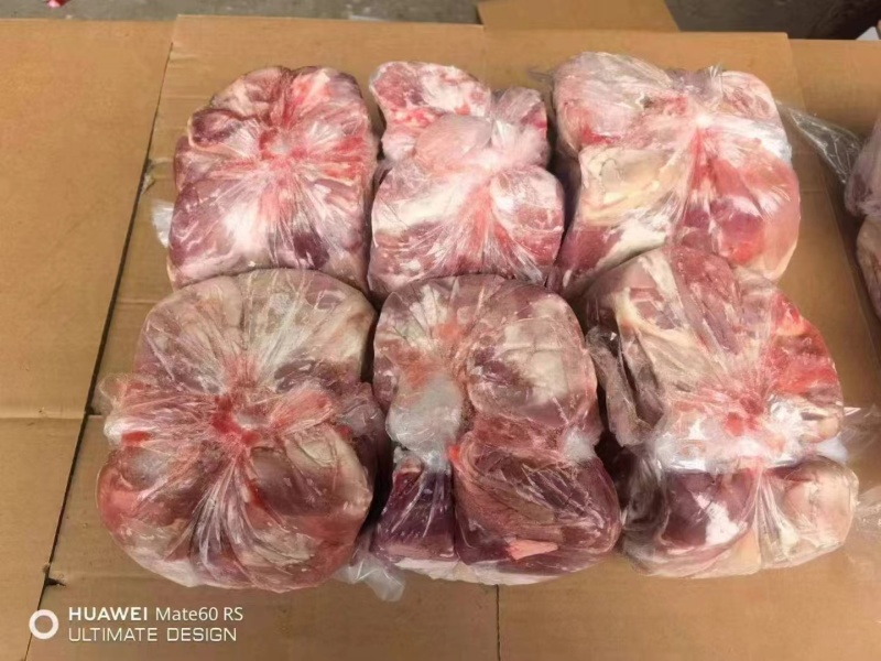 带皮羊肉，后腿羊肉，纯干不调理，火烧去毛