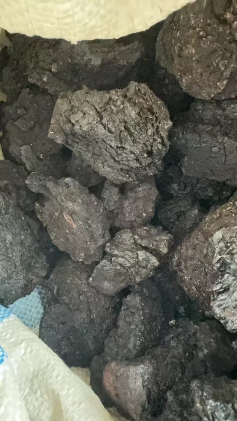 桦树茸黑晶，产地直发品质保证欢迎采购下单来电咨询